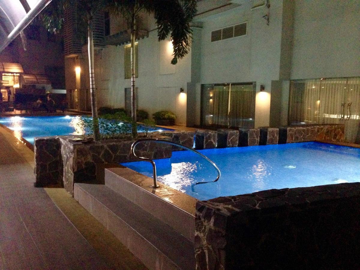 Antel Serenity Suites At Poblacion Makati Makati City Exterior photo